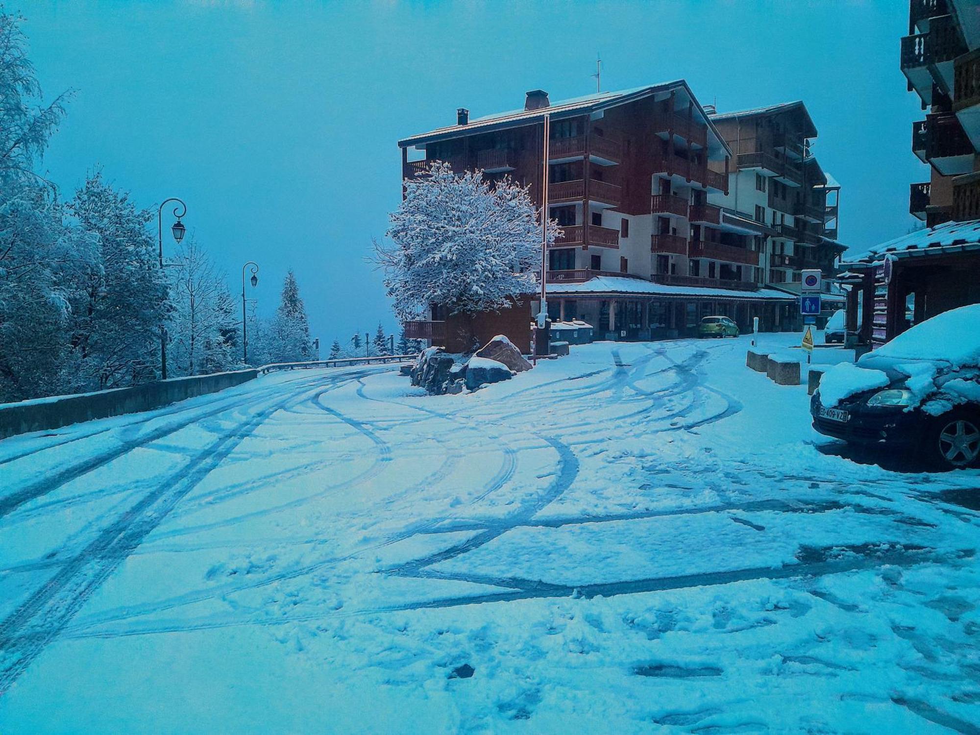 Magnifique Studio Au Pied Du Telecabine D'Arrondaz Et Des Pistes De Ski Модан Экстерьер фото